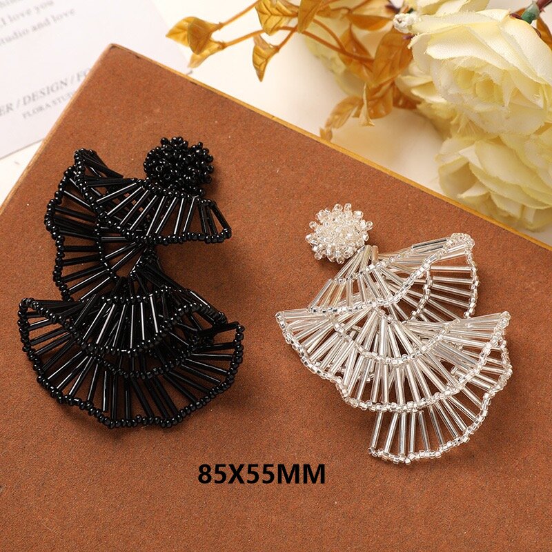 Supplier Wedding - ブラックガラスビーズビーズファンダングルペンダント装飾アクセサリー 2 個ヴィンテージ卸売結婚式の装飾バルクサプライヤー